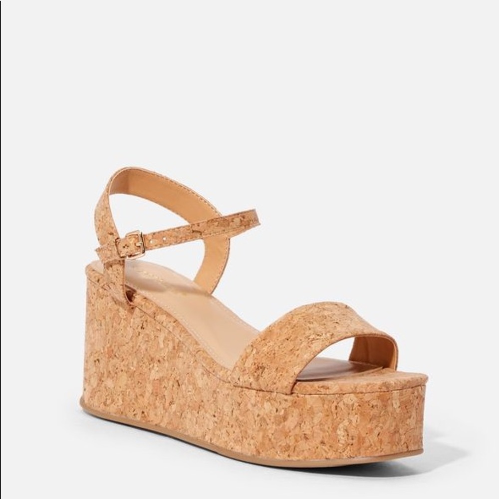 Cary Flatform Wedge